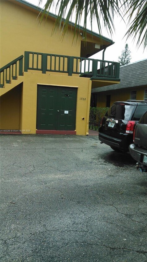 Foto del edificio - 1702 McKinley St