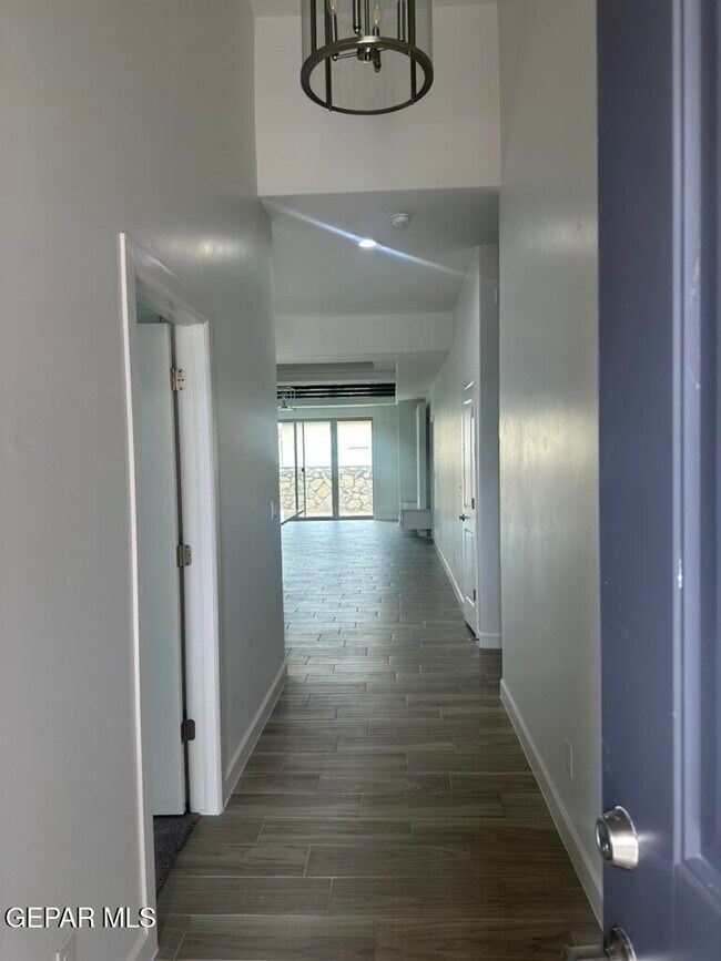 Foto del edificio - 135 Bonnie Trl