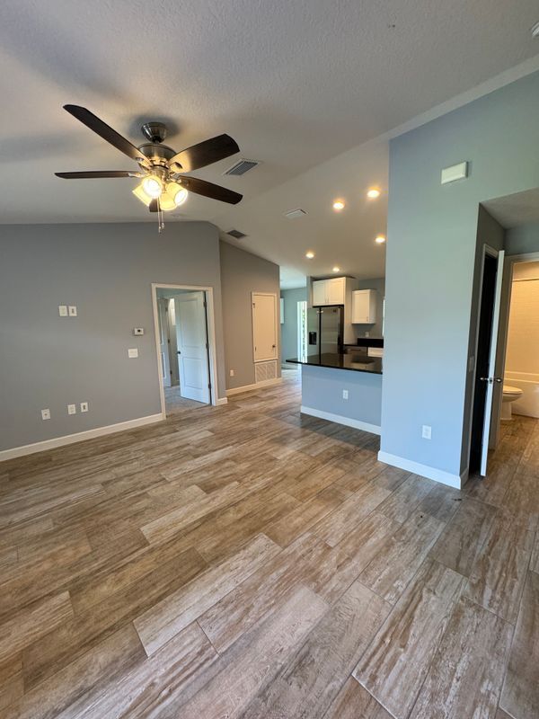 Foto del edificio - 1677 Lizette St SE