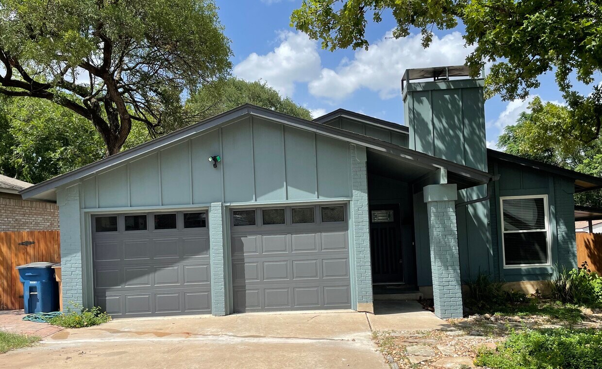 Foto principal - 4808 Wind River Rd