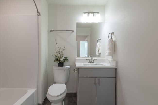 Interior Photo - Urban 33