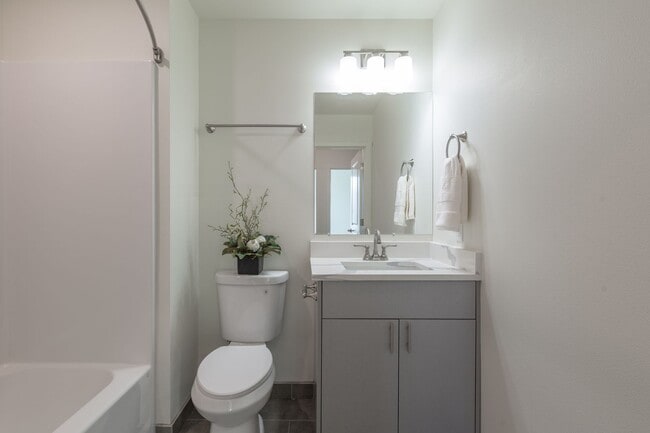 Interior Photo - Urban 33