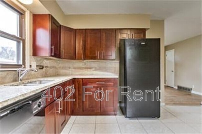 Building Photo - 6016 N 47th St