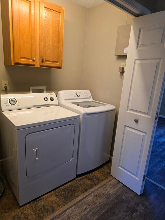 Foto del edificio - 2102 Kingsbury Rd