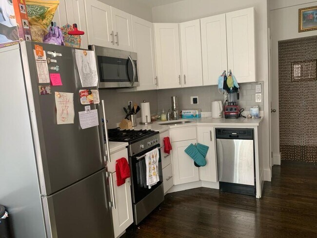 Building Photo - 2 bedroom in Boston MA 02115