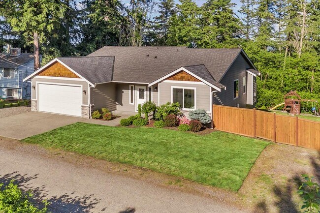 Foto del edificio - 3807 29th Ave Ct E
