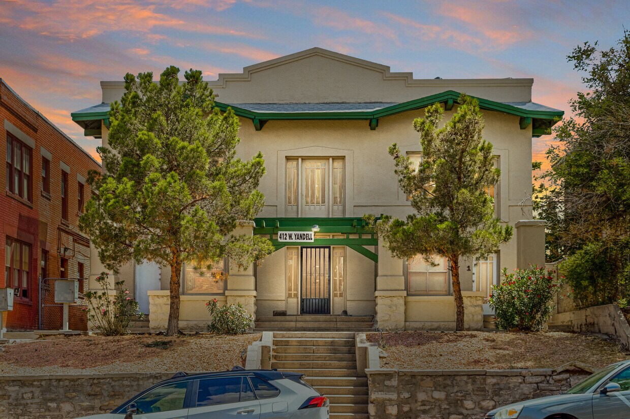 Foto principal - 412 W. Yandell Drive