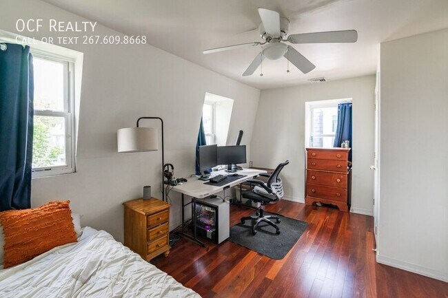 Building Photo - 4841 Walton Ave