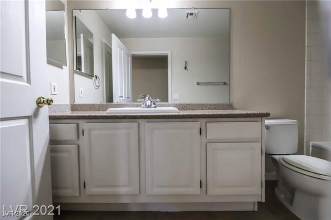 Building Photo - 2900 Sunridge Heights Pkwy