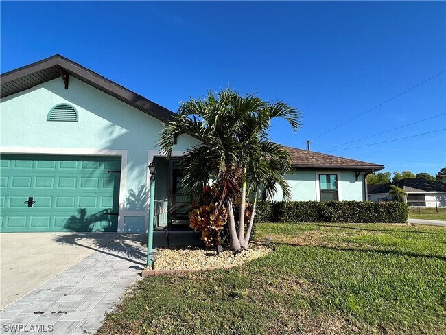 Building Photo - 8365 Bahamas Rd