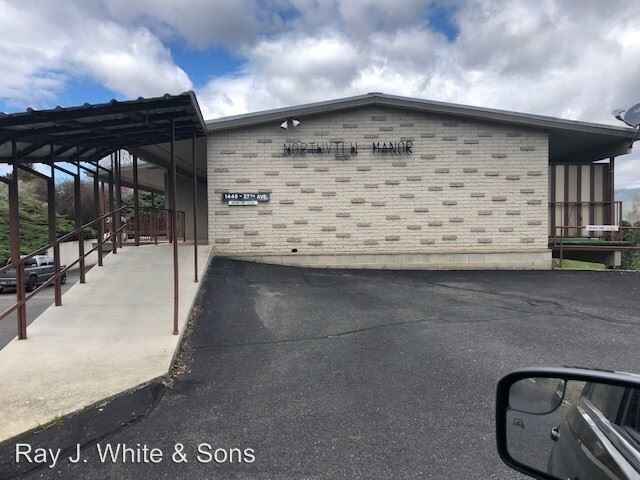 Primary Photo - 1425 Buena Vista Dr