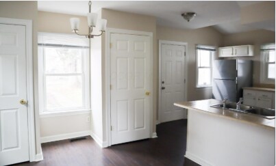 Foto del edificio - 475 S Ogden Ave