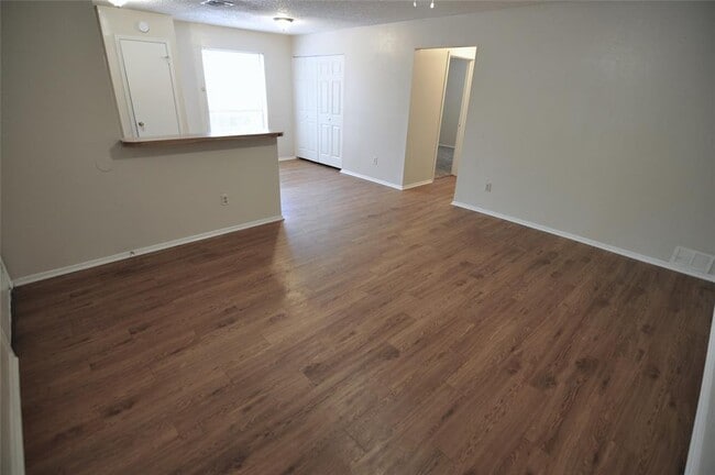 Building Photo - 11300 Nicole Cove