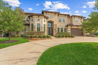 Building Photo - 5823 Stratton Wds Dr