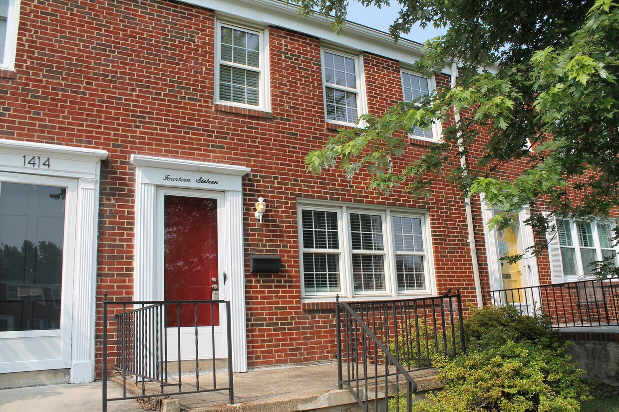 Primary Photo - 1416 Putty Hill Ave