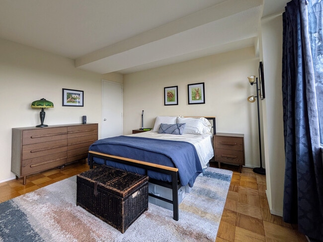 Primary bedroom - 1301 Delaware Ave SW