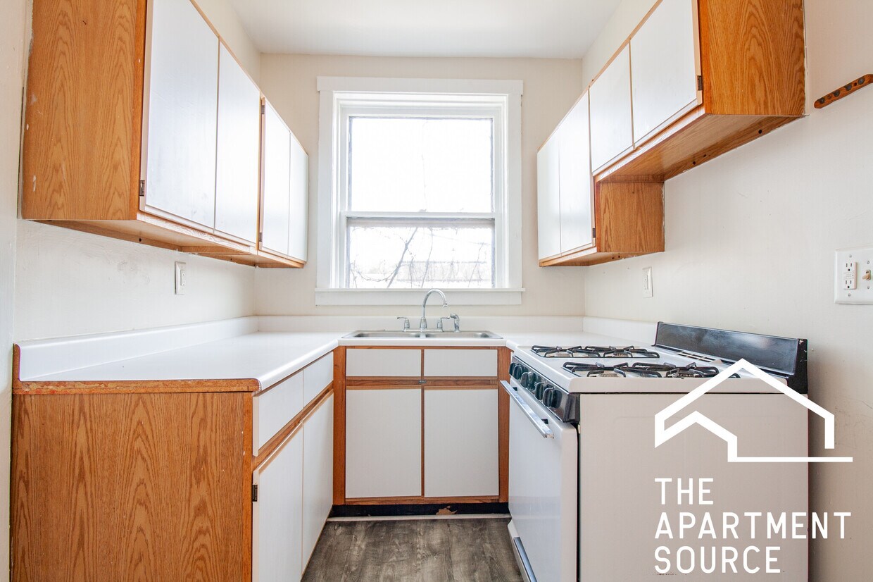 Foto principal - 728 W Roscoe St