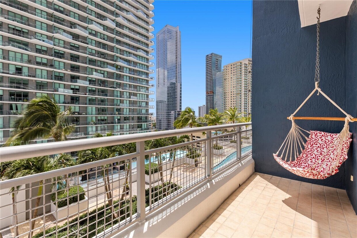 Foto principal - 60 SW 13th St
