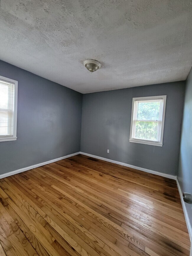 Building Photo - 7710 Braile St