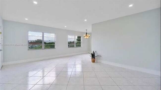 Foto del edificio - 13450 SW 3rd St