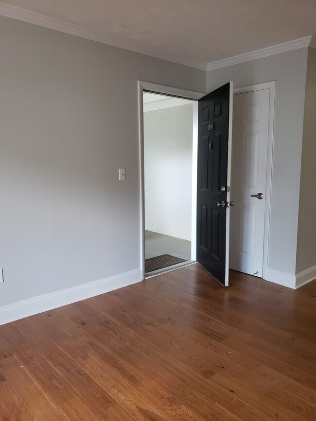 Foto del edificio - 1150 Collier Rd NW