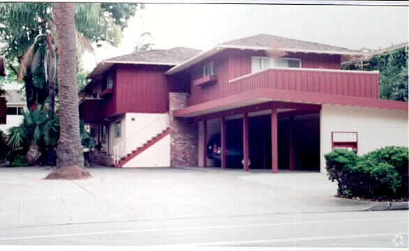 Building Photo - 449 Glenwood Ave