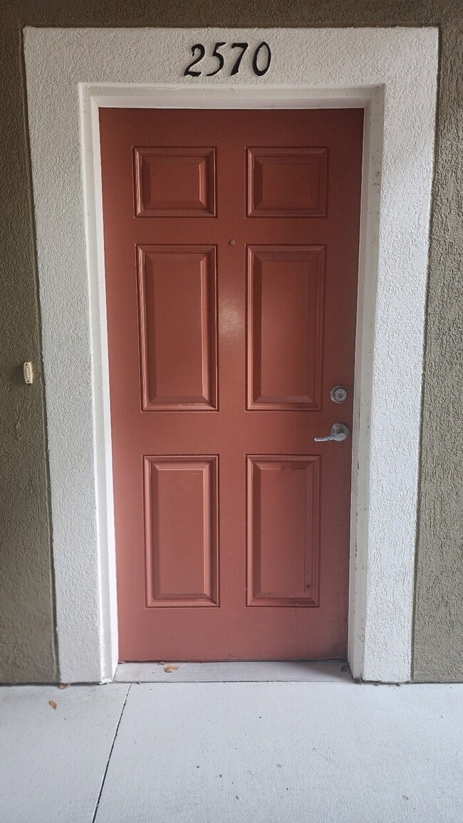 Foto del edificio - Wonderful 1st Floor Condo with easy access...