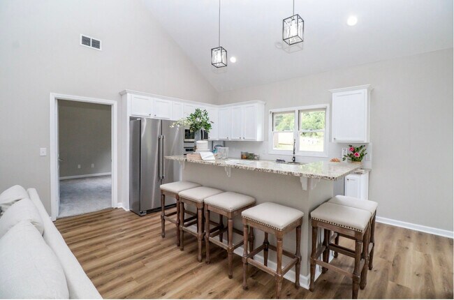 Foto del edificio - 439 Olive Branch Way