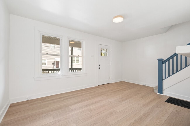 Building Photo - 417 Dargan St