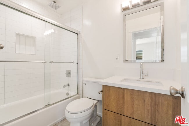 Building Photo - 27 Anchorage St