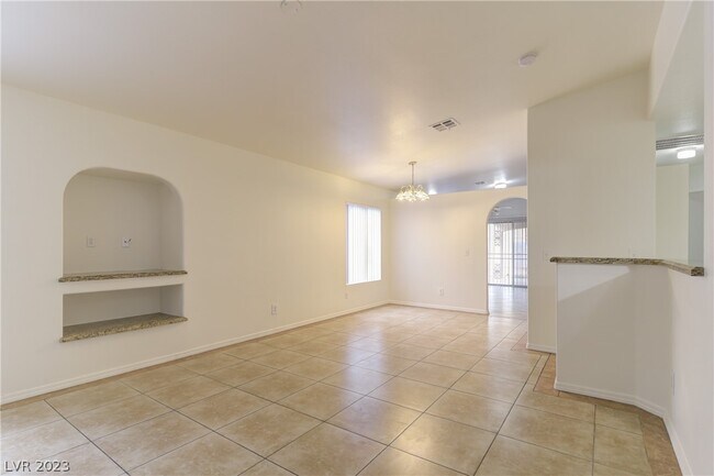 Building Photo - 4017 Hidden Oasis Ct