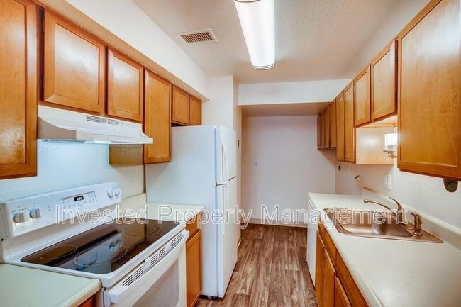 Building Photo - 7275 S Xenia Cir