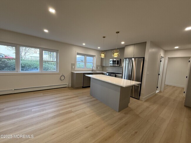 Foto del edificio - 1217 Ocean Ave N