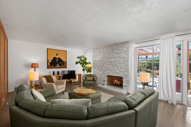 Building Photo - 46019 Portola Ave