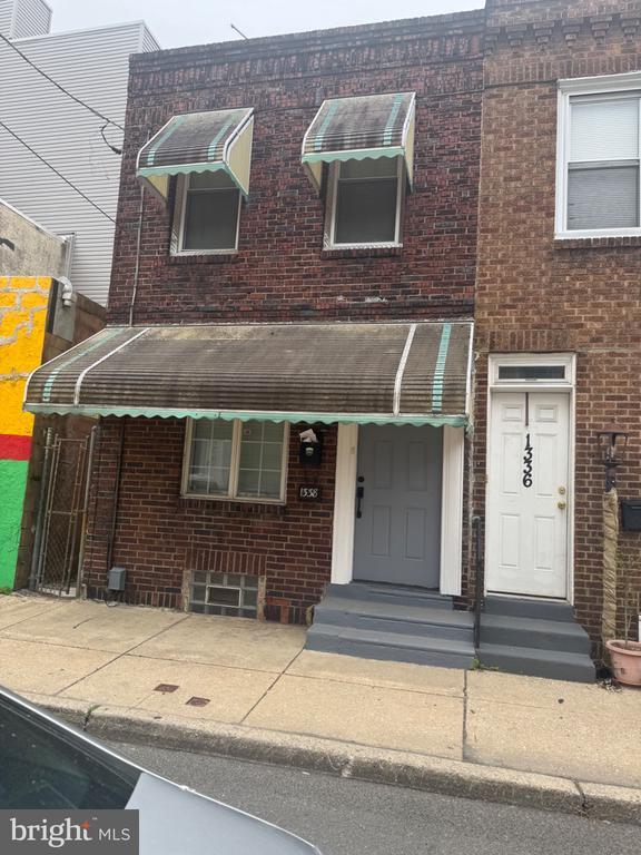 Building Photo - 1338 S Hicks St