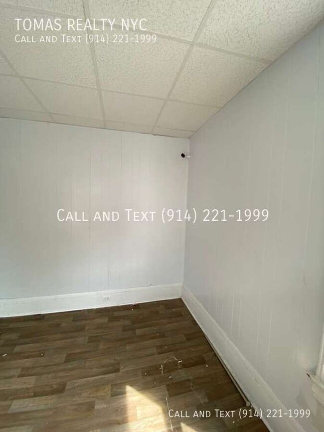 Foto del edificio - 16 Saratoga Ave