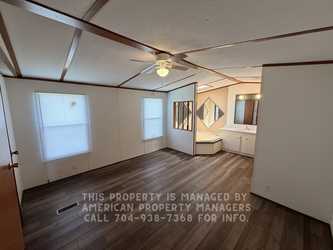 Building Photo - 128 Ashcraft Dr