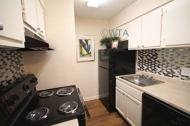 Building Photo - 1 bedroom in Austin TX 78753
