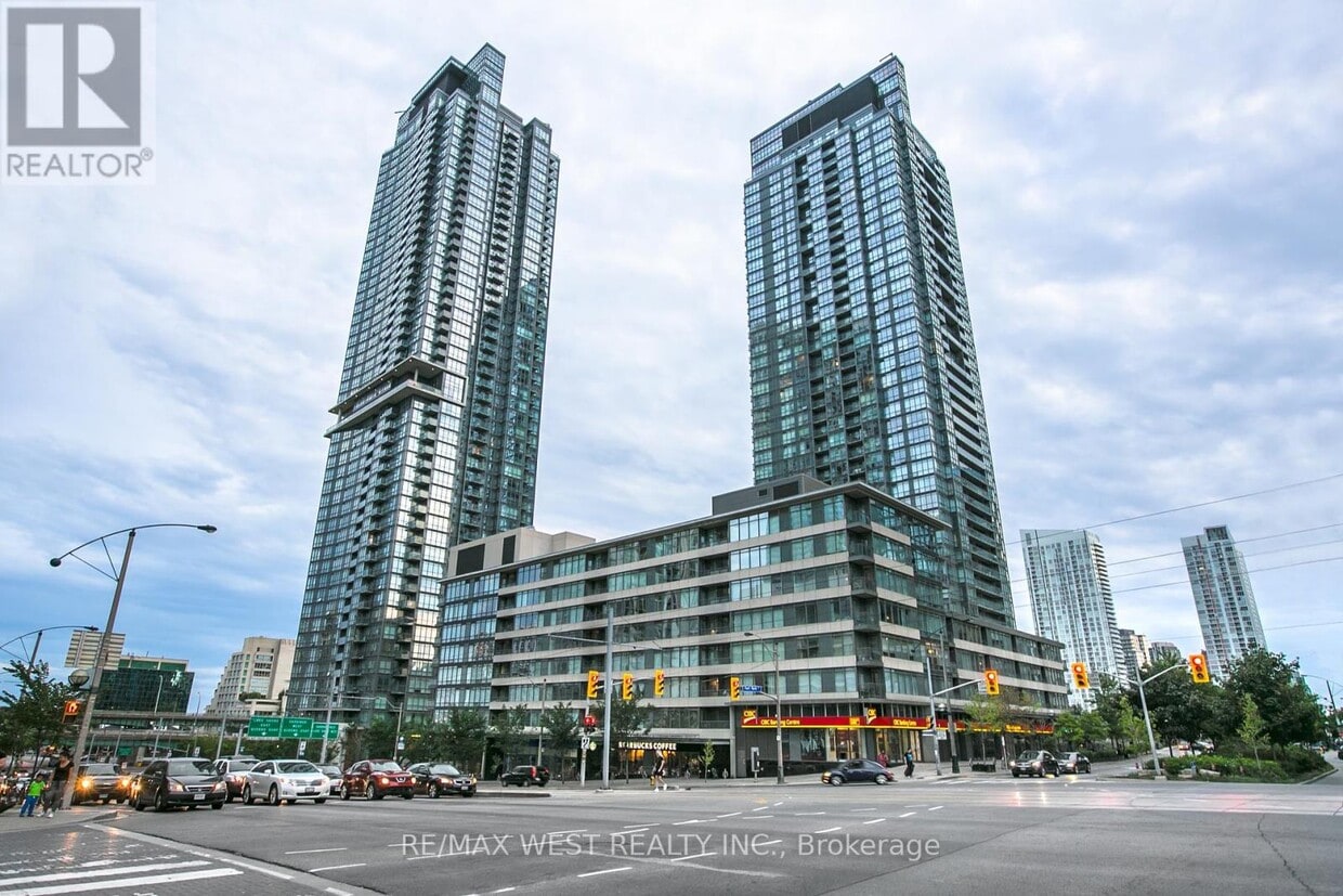 Primary Photo - 4301-15-2615 Fort York Blvd