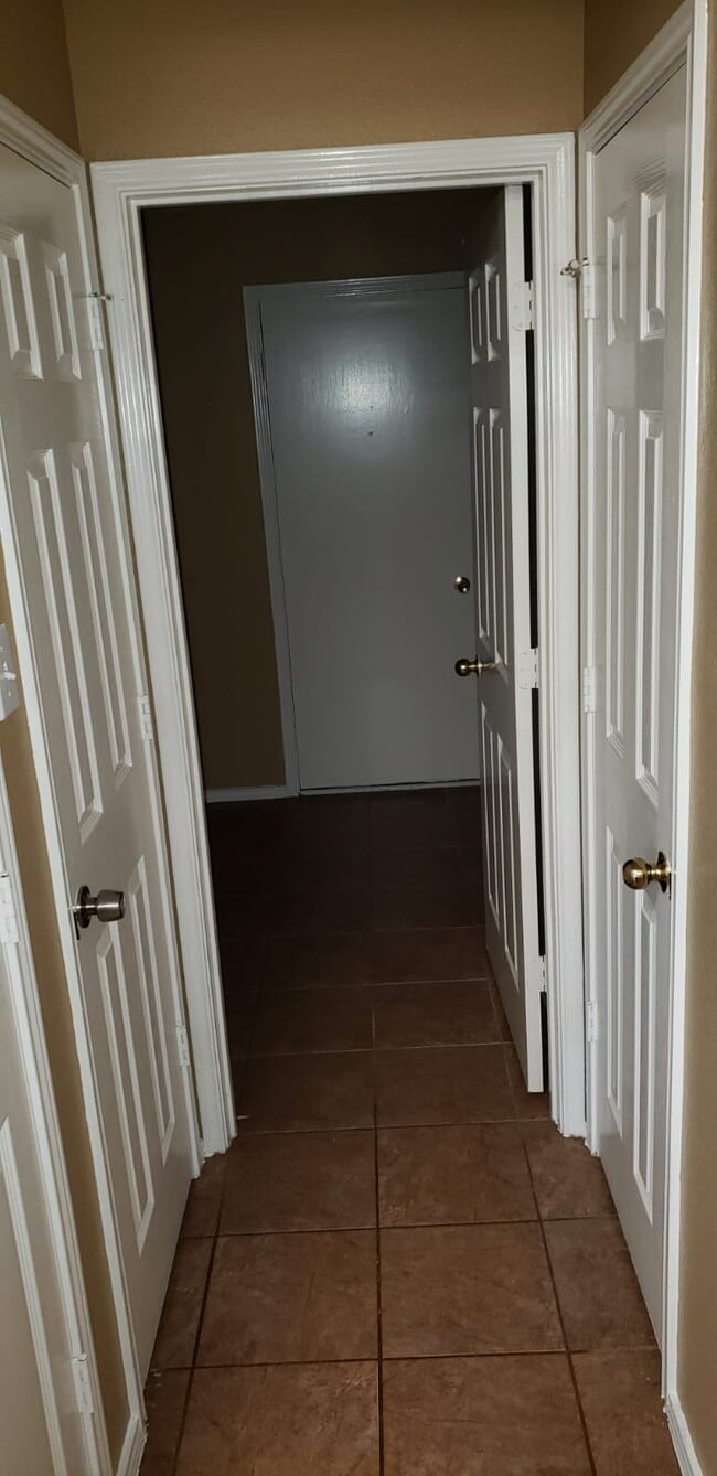 Foto del edificio - 3460 Braes Meadow Dr