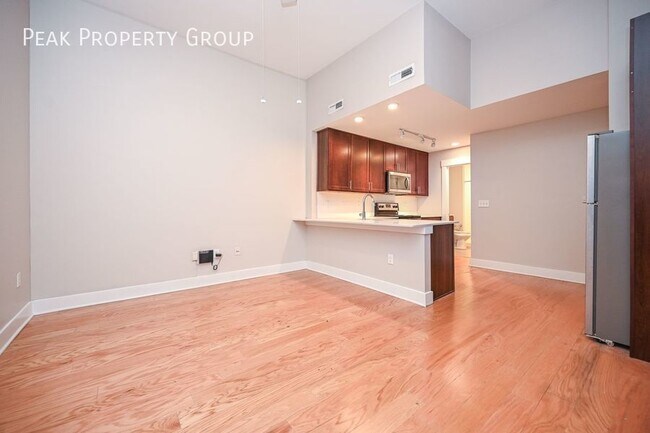 Foto del edificio - 515 E 12th St