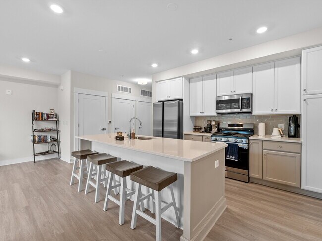 Foto del edificio - Stylish Townhome in Sought-After Ashburn L...