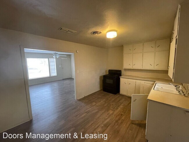Foto del edificio - 2 br, 1 bath House - 4303 42nd Street
