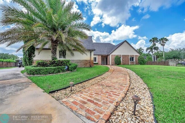 Building Photo - 4920 SW 170th Ave