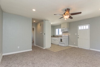 Building Photo - 8060 Lemon Ave