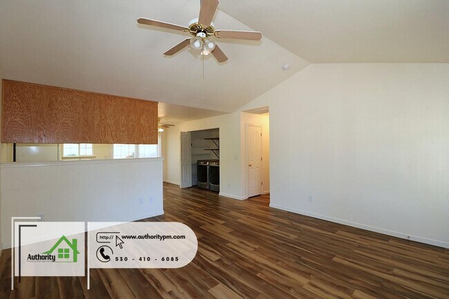 Foto del edificio - 4641 Willamette St