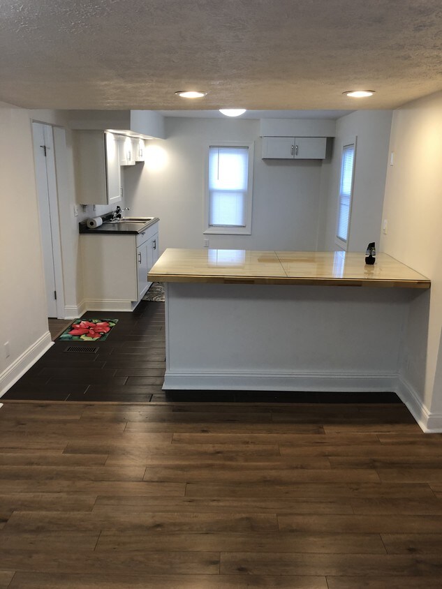 kitchen - 5256 W Ridge Rd