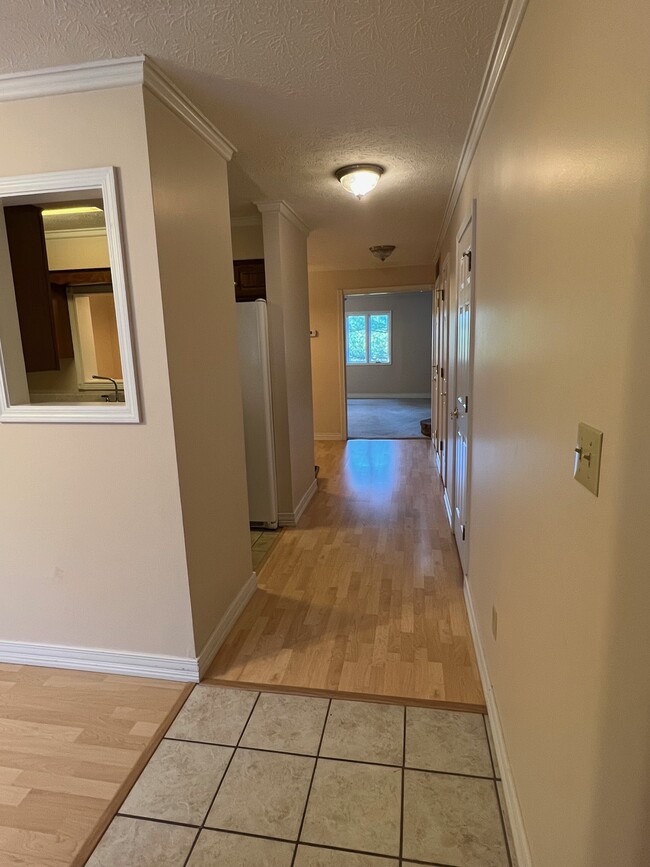 Foto del edificio - 3407 Fairway Dr