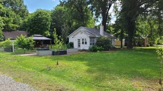 Building Photo - 6319 Tuckaseegee Rd
