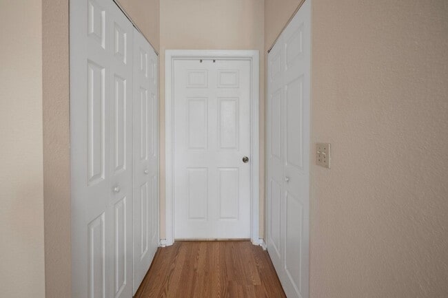 Building Photo - 11510 Villa Grand